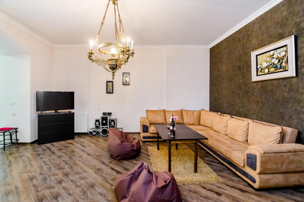 Comfortable House On Marjanishvili Tbilisi Exterior foto