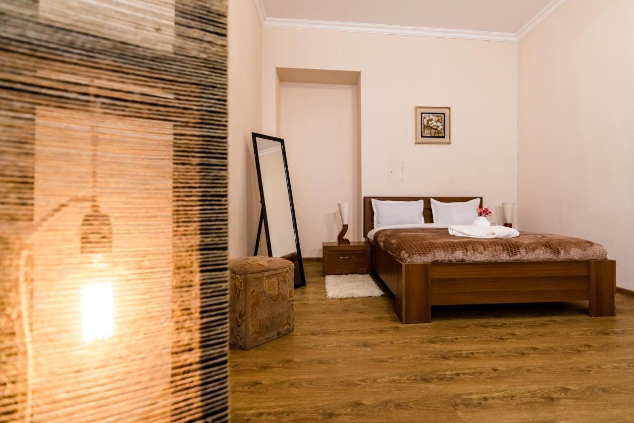 Comfortable House On Marjanishvili Tbilisi Exterior foto